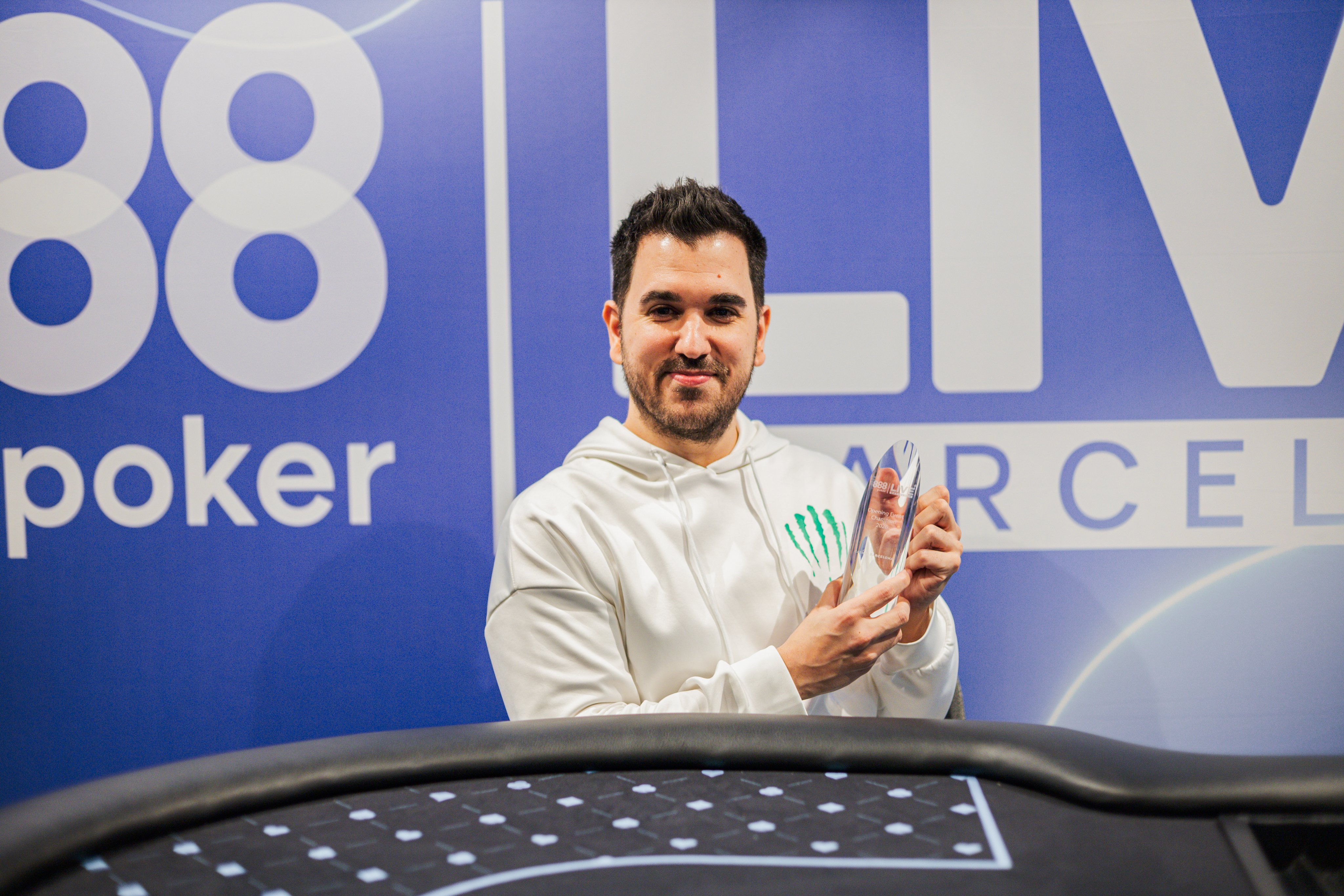 Rigu Martín campeón del Opening Event