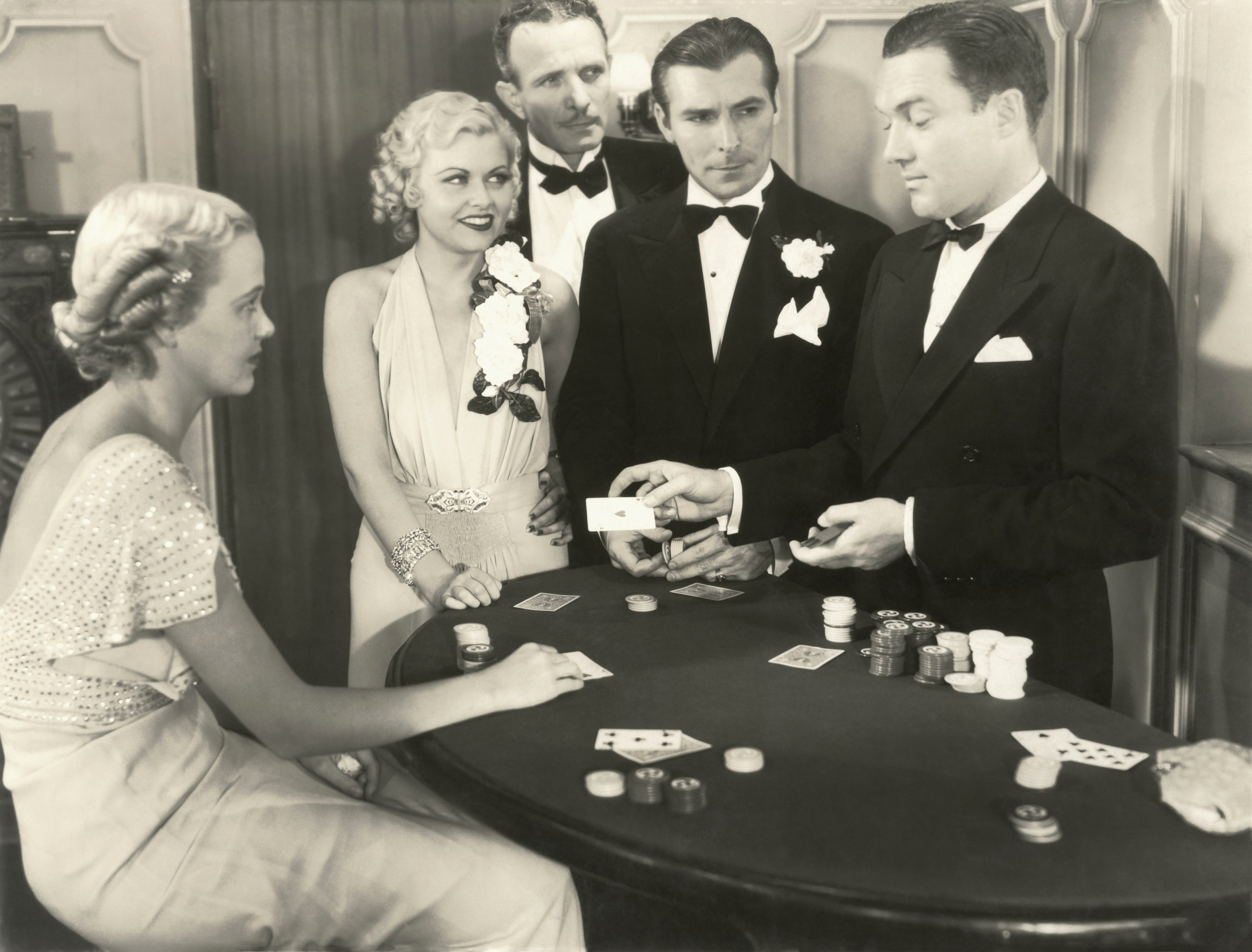 Emocionantes Partidas de Poker